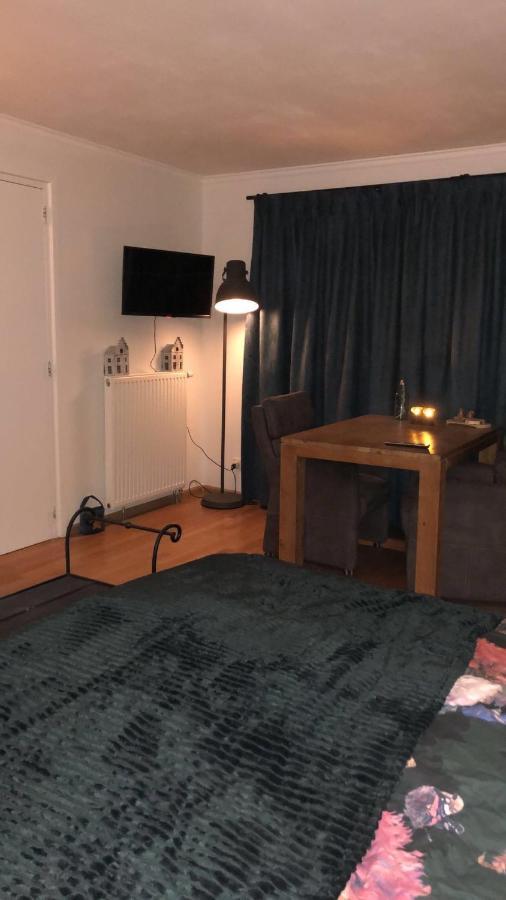 Grutsk Op 12 Bed & Breakfast Drachten Luaran gambar